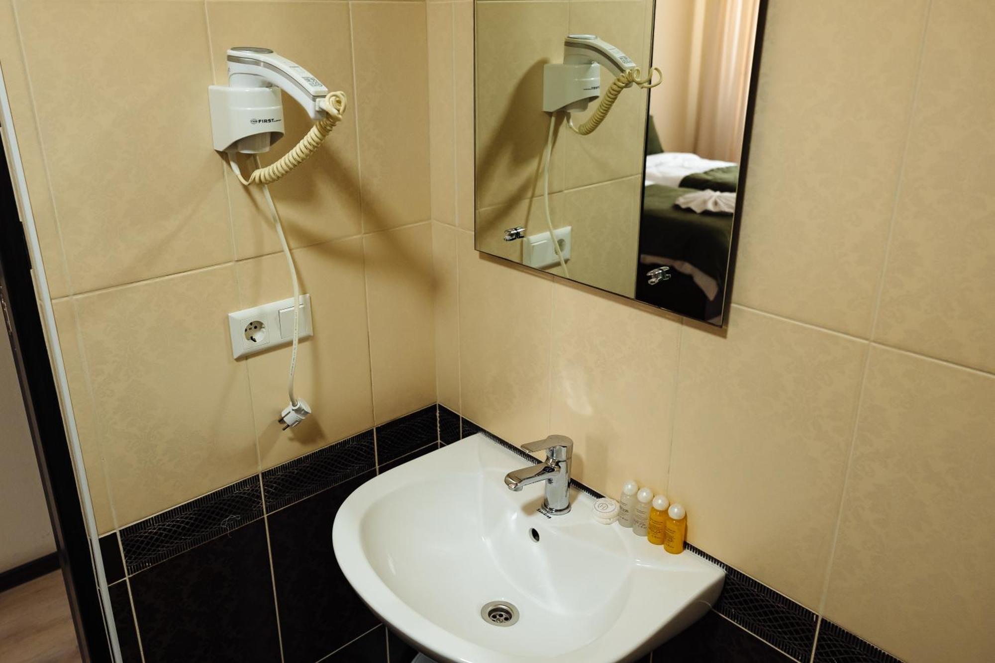 Comfort Hotel Kişinev Dış mekan fotoğraf